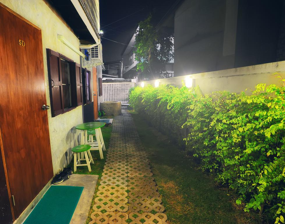 Manon Hostel Chiang Mai Habitación foto